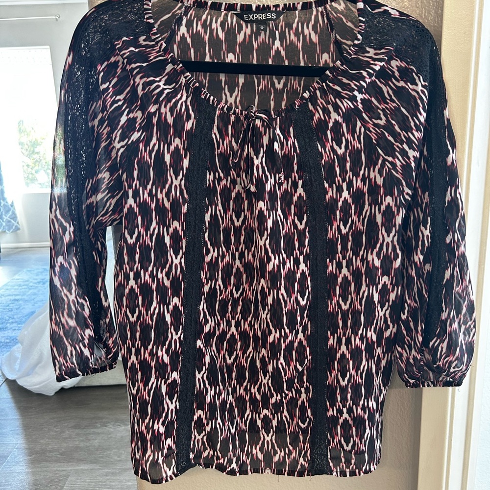 Express Women's Black and Pink Blouse